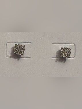 “Real” pave Diamond 10k studs